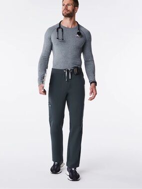 Figs nurse Axim Cargo Scrub Pants size S in dark harbor